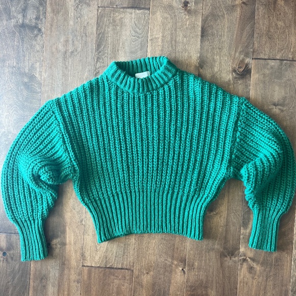 H&M Green Cropped Sweater - Picture 1 of 3